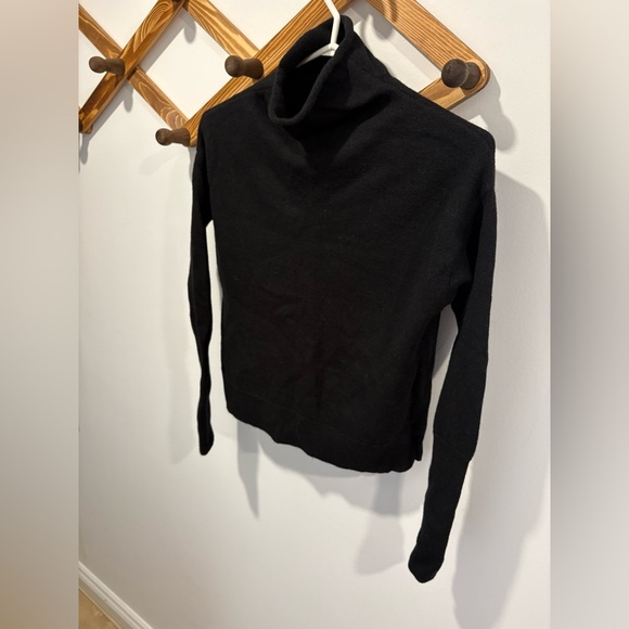 WILFRED- Small - Essential Merino Wool Mockneck - Picture 7 of 8